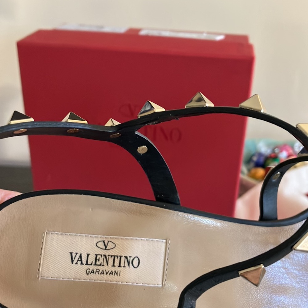 Size 12 Valentino black and gold studded sandals - Picture 5 of 6
